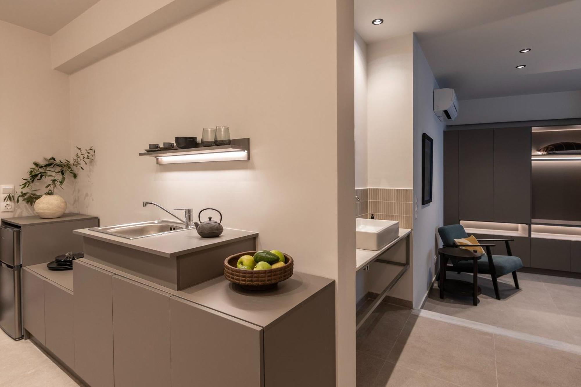 Celestial Athens Suites At Praxitelous Bagian luar foto