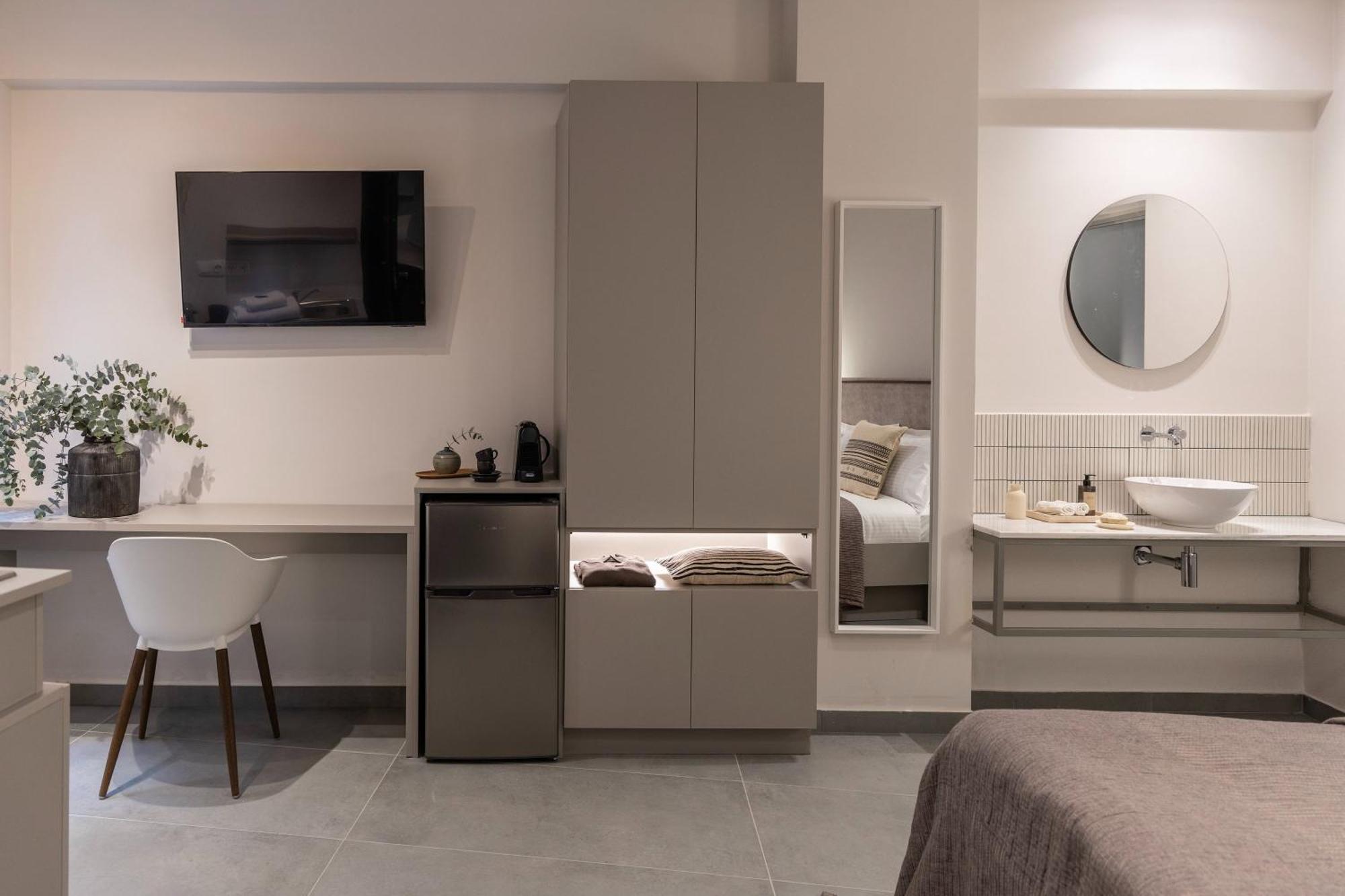 Celestial Athens Suites At Praxitelous Bagian luar foto