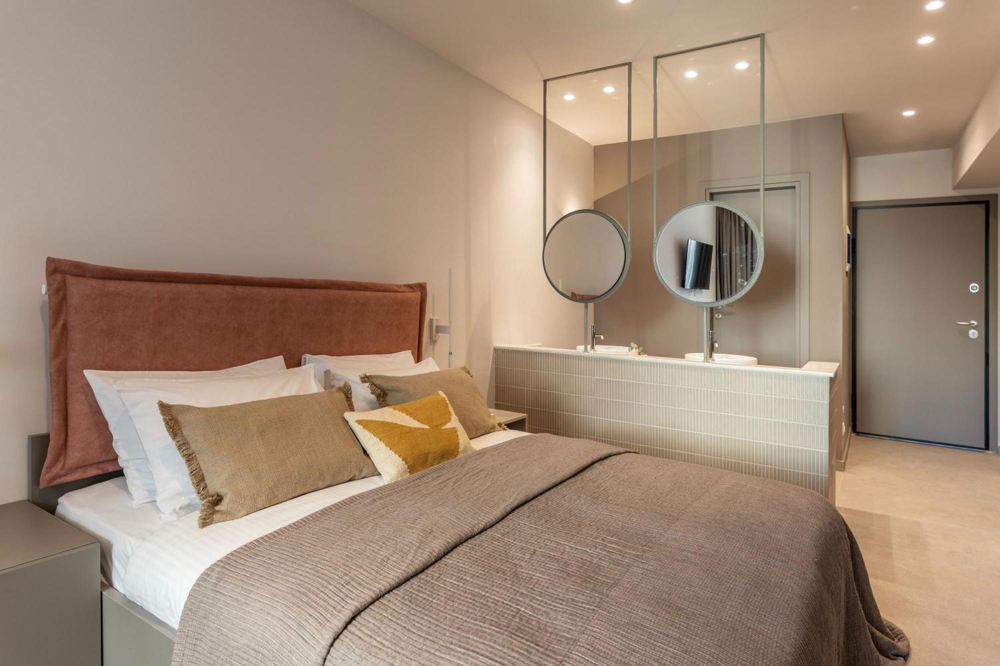 Celestial Athens Suites At Praxitelous Bagian luar foto