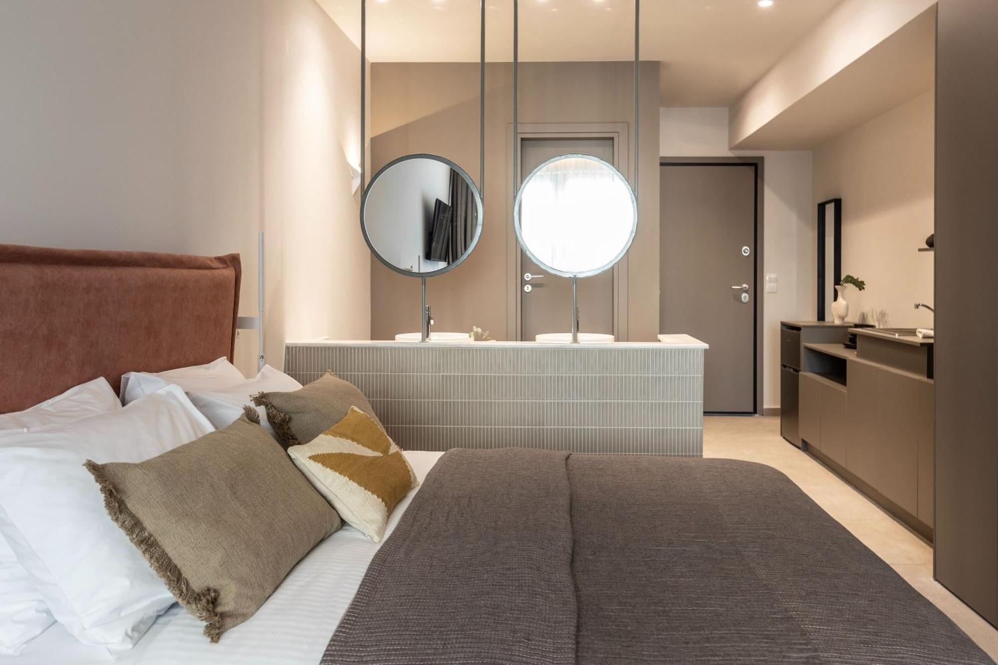 Celestial Athens Suites At Praxitelous Bagian luar foto