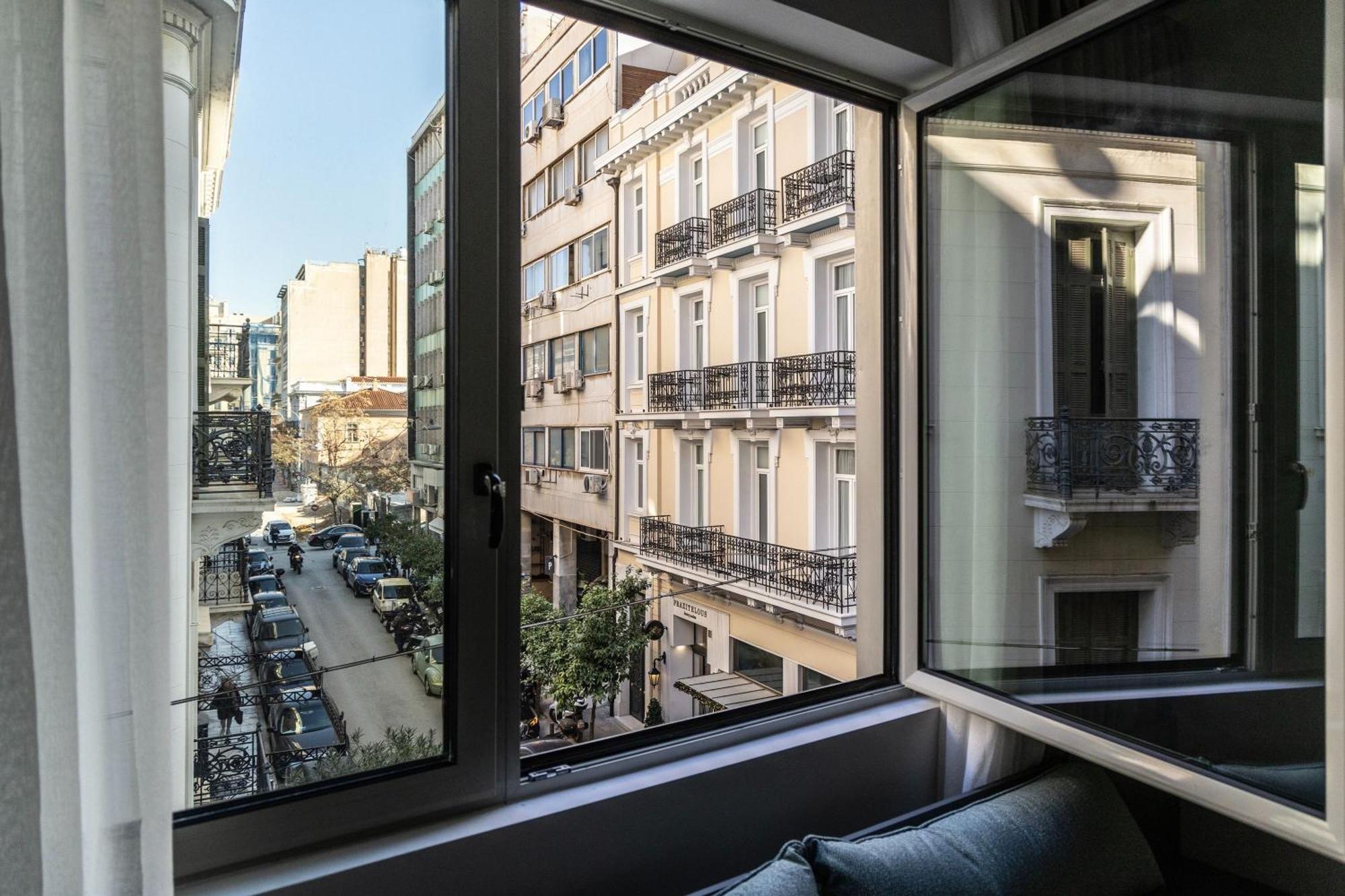 Celestial Athens Suites At Praxitelous Bagian luar foto